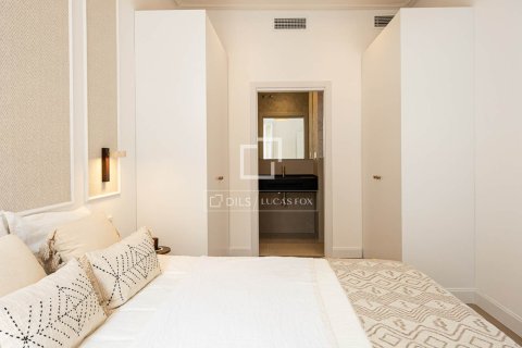 Apartament w Barcelona, Hiszpania 3 sypialnie, 101 mkw. nr 168311 – zdjęcie 18