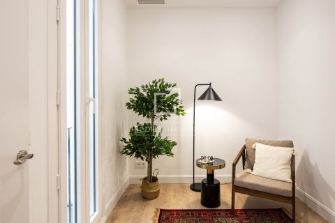 Apartament w Barcelona, Hiszpania 3 sypialnie, 101 mkw. nr 168311 – zdjęcie 16