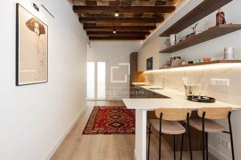 Apartament w Barcelona, Hiszpania 3 sypialnie, 101 mkw. nr 168311 – zdjęcie 23