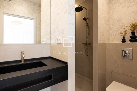 Apartament w Barcelona, Hiszpania 3 sypialnie, 101 mkw. nr 168311 – zdjęcie 21