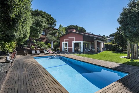 Villa zum Verkauf in Valldoreix, Barcelona, Spanien 5 Schlafzimmer, 430 m2 Nr. 168317 - Foto 3
