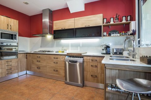 Villa zum Verkauf in Valldoreix, Barcelona, Spanien 5 Schlafzimmer, 430 m2 Nr. 168317 - Foto 15