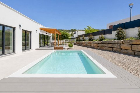 Villa zum Verkauf in Sitges, Barcelona, Spanien 4 Schlafzimmer, 252 m2 Nr. 168314 - Foto 15