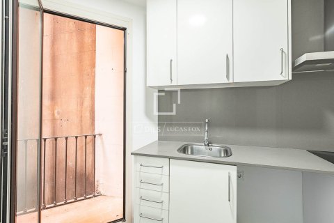 Apartamento en venta en Barcelona, España 2 dormitorios, 71 m2 No. 168315 - foto 12