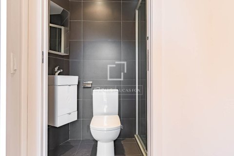 Apartamento en venta en Barcelona, España 2 dormitorios, 71 m2 No. 168315 - foto 21