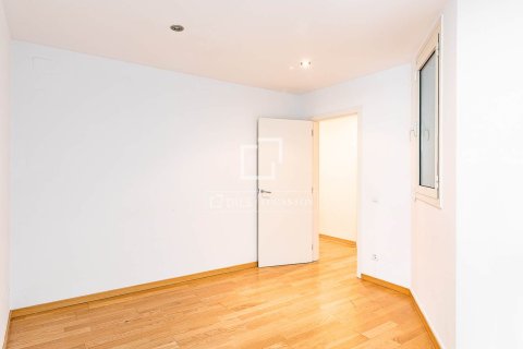 Apartamento en venta en Barcelona, España 2 dormitorios, 71 m2 No. 168315 - foto 4
