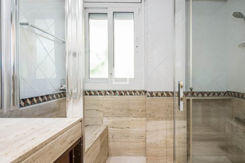 Apartamento en venta en Sant Cugat del Vallès, Barcelona, España 4 dormitorios, 150 m2 No. 168316 - foto 18