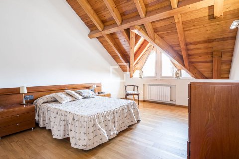 Villa en venta en Sant Cugat del Vallès, Barcelona, España 5 dormitorios, 535 m2 No. 168313 - foto 20