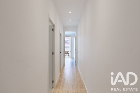 Продажа квартиры в Барселона, Испания 2 спальни, 84м2 №188047 - фото 10