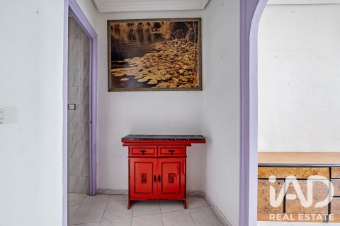 Продажа квартиры в Мадрид, Испания 1 спальня, 46м2 №188046 - фото 8