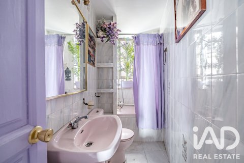 Продажа квартиры в Мадрид, Испания 1 спальня, 46м2 №188046 - фото 13
