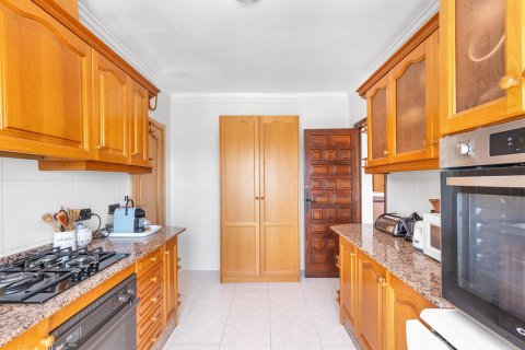 Villa à vendre à Alicante, Espagne, 4 chambres,  No. 189978 - photo 8