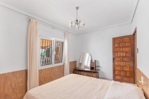 Villa à vendre à Alicante, Espagne, 4 chambres,  No. 189978 - photo 21