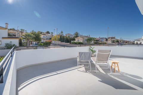 Villa zum Verkauf in Alicante, Spanien 4 Schlafzimmer, 203 m2 Nr. 189939 - Foto 20