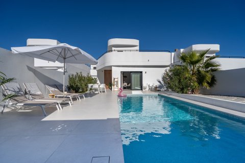 Villa i Alicante, Spanien 4 sovrum, 203 kvm. Nr. 189939