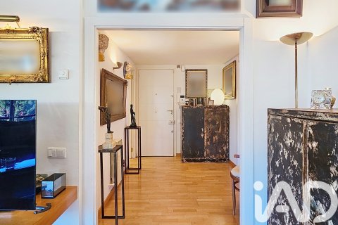 Apartment for sale in Sitges, Barcelona, Spain 5 bedrooms, 205 sq.m. No. 152323 - photo 20