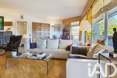 Apartment for sale in Sitges, Barcelona, Spain 5 bedrooms, 205 sq.m. No. 152323 - photo 11