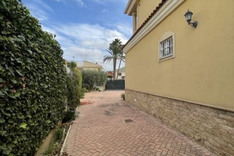Māja pārdošanā Elche, Alicante, Spānijā 4 istabas, 424 m2 Nr. 152324 - attēls 16