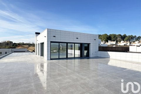 Hus till salu i Sant Esteve Sesrovires, Barcelona, Spanien 5 sovrum, 1546 kvm. Nr. 173379 - foto 20