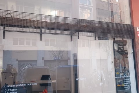 Продажа коммерческой недвижимости в Барселона, Испания 70м2 №173378 - фото 9