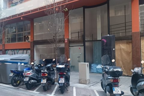 Продажа коммерческой недвижимости в Барселона, Испания 70м2 №173378 - фото 5