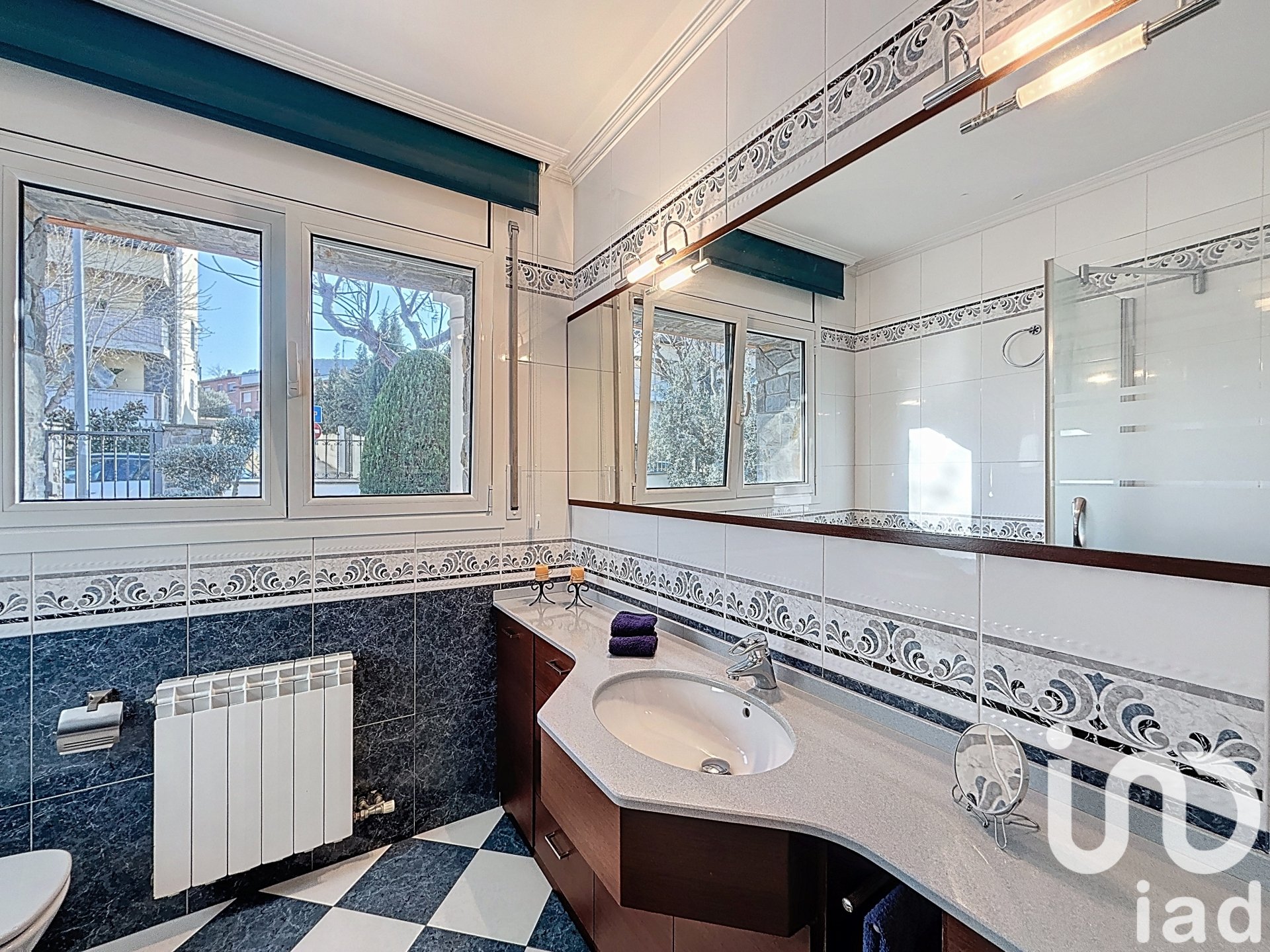 House à Montornes Del Valles, Barcelona, Espagne 5 chambres, 382 m2 No. 173375