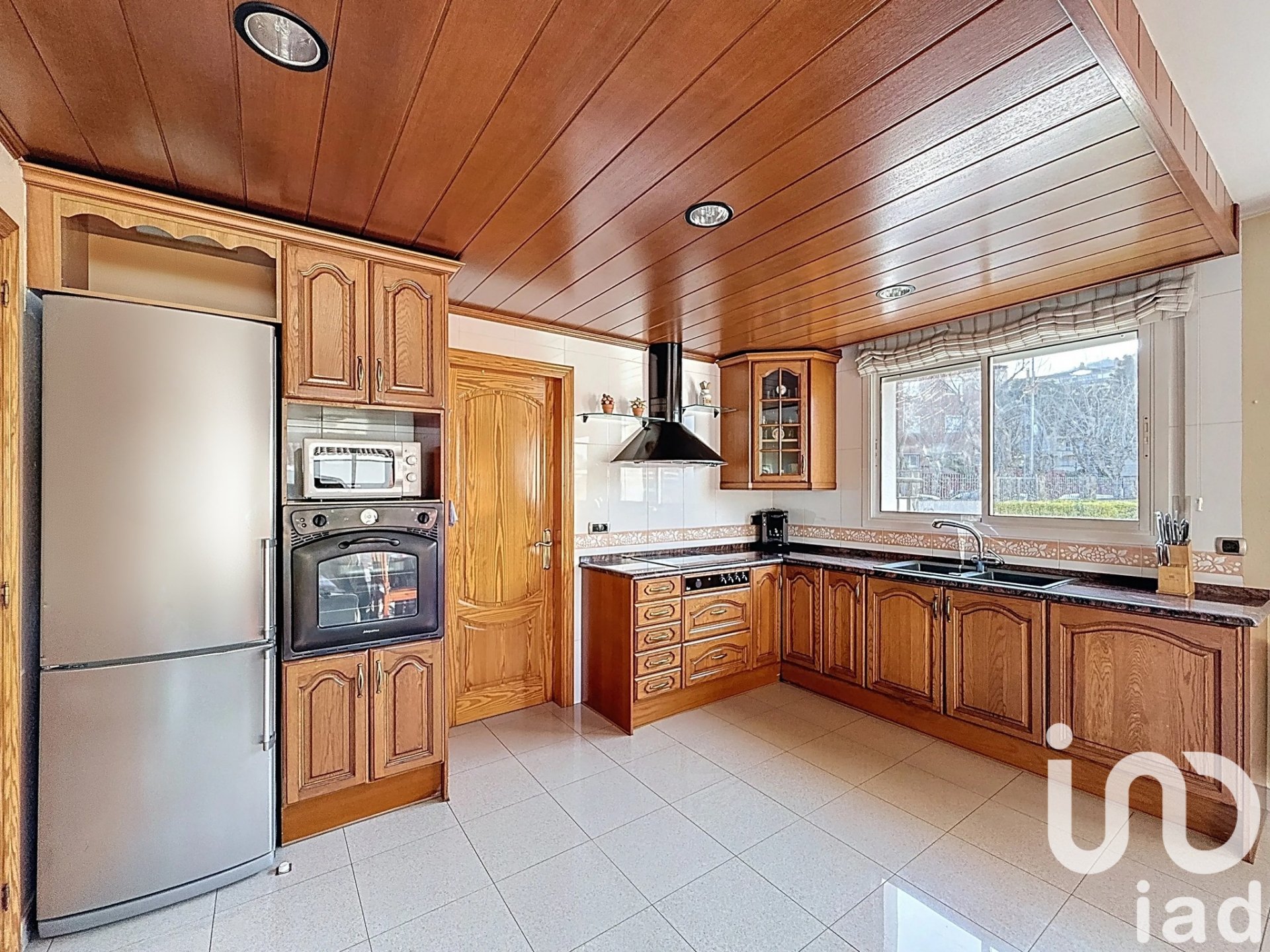 House à Montornes Del Valles, Barcelona, Espagne 5 chambres, 382 m2 No. 173375