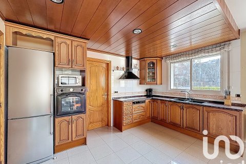 Продажа дома в Монторнес-дель-Вальес, Барселона, Испания 5 спален, 382м2 №173375 - фото 10