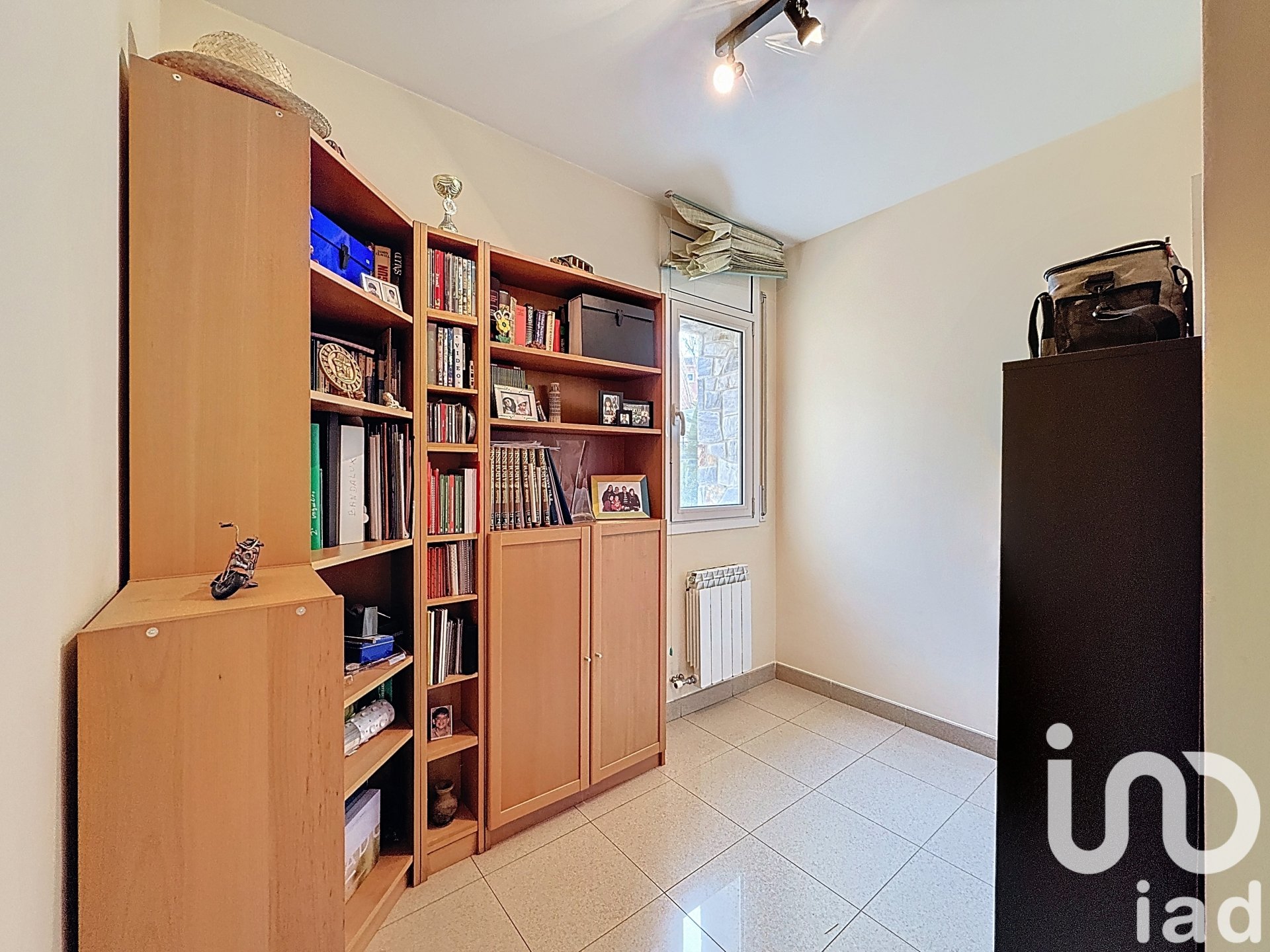 House à Montornes Del Valles, Barcelona, Espagne 5 chambres, 382 m2 No. 173375