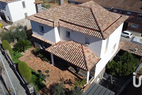 Продажа дома в Монторнес-дель-Вальес, Барселона, Испания 5 спален, 382м2 №173375 - фото 2