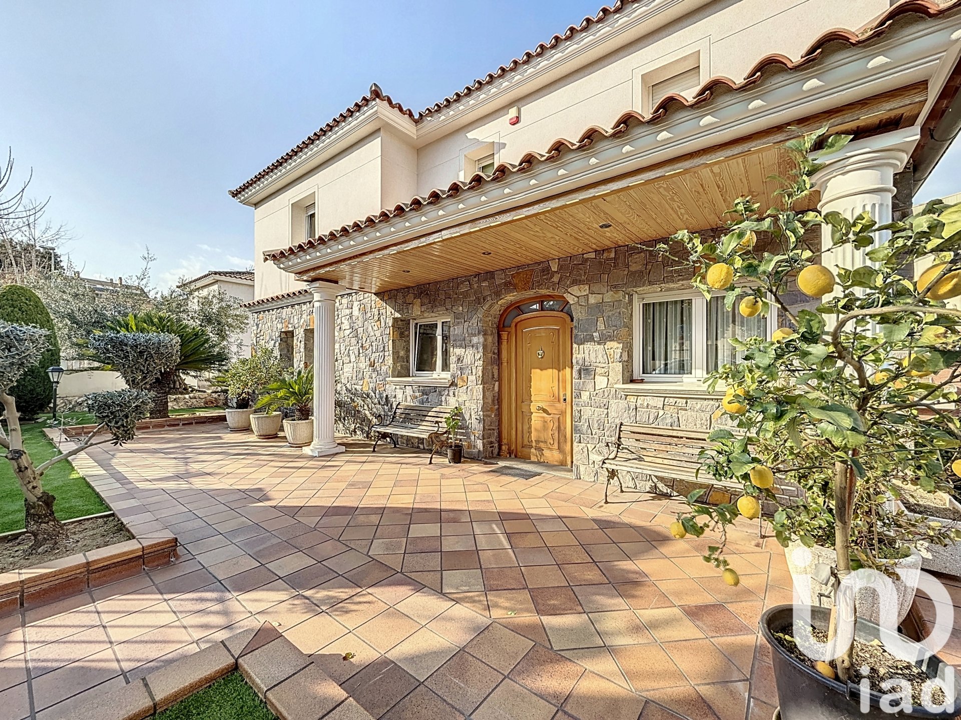 House à Montornes Del Valles, Barcelona, Espagne 5 chambres, 382 m2 No. 173375