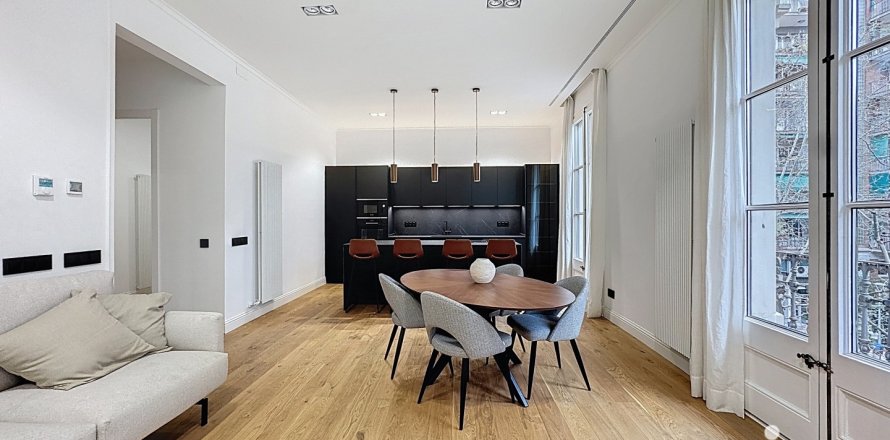 Huoneisto Barcelona, Espanja 3 makuuhuonetta, 158 m2 No. 173376