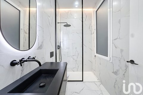 Huoneisto myytävänä Barcelona, Espanja, 3 makuuhuonetta, 158 m2 No. 173376 - kuva 18