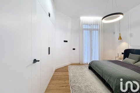 Huoneisto myytävänä Barcelona, Espanja, 3 makuuhuonetta, 158 m2 No. 173376 - kuva 12