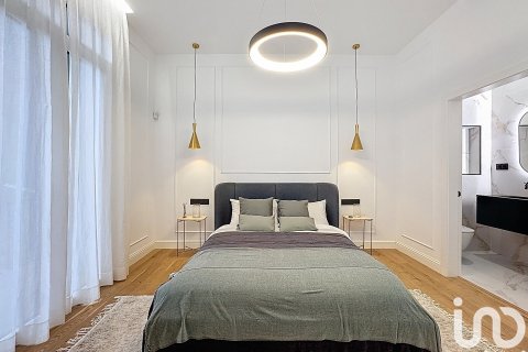 Huoneisto myytävänä Barcelona, Espanja, 3 makuuhuonetta, 158 m2 No. 173376 - kuva 11