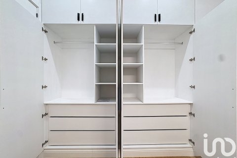 Huoneisto myytävänä Barcelona, Espanja, 3 makuuhuonetta, 158 m2 No. 173376 - kuva 21