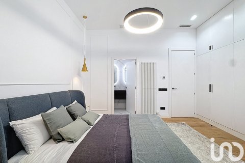 Huoneisto myytävänä Barcelona, Espanja, 3 makuuhuonetta, 158 m2 No. 173376 - kuva 15