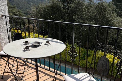 Hus till salu i Santa Cristina d'Aro, Girona, Spanien 4 sovrum, 159 kvm. Nr. 173377 - foto 4