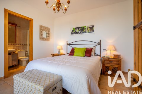 Kamienica w Peniscola, Castellon, Hiszpania 3 sypialnie, 177 mkw. nr 152784 – zdjęcie 28