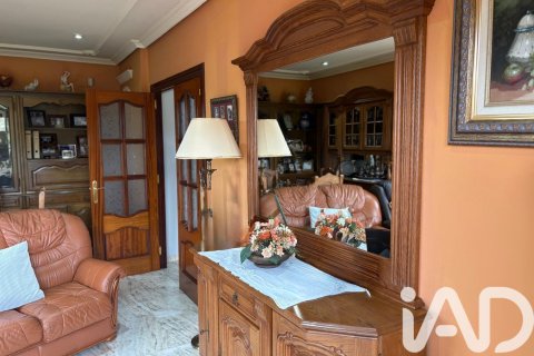 Hus till salu i Aviles, Asturias, Spanien 6 sovrum, 368 kvm. Nr. 152781 - foto 12