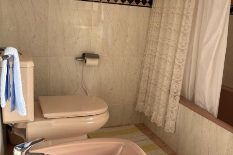 Hus till salu i Aviles, Asturias, Spanien 6 sovrum, 368 kvm. Nr. 152781 - foto 28