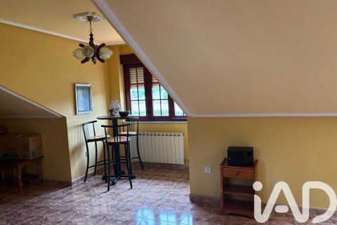 Hus till salu i Aviles, Asturias, Spanien 6 sovrum, 368 kvm. Nr. 152781 - foto 27