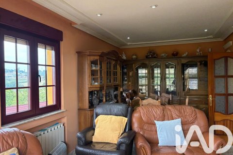 Hus till salu i Aviles, Asturias, Spanien 6 sovrum, 368 kvm. Nr. 152781 - foto 11