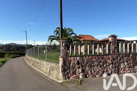 Hus till salu i Aviles, Asturias, Spanien 6 sovrum, 368 kvm. Nr. 152781 - foto 8