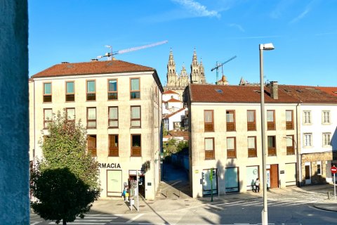 Apartamento en venta en Santiago de Compostela, La Coruña, España 5 dormitorios, 141 m2 No. 152786 - foto 2