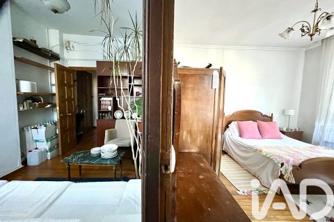 Apartamento en venta en Santiago de Compostela, La Coruña, España 5 dormitorios, 141 m2 No. 152786 - foto 6