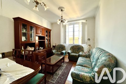 Apartamento en venta en Santiago de Compostela, La Coruña, España 5 dormitorios, 141 m2 No. 152786 - foto 4