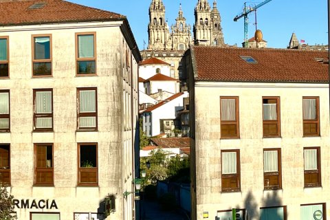 Apartamento en venta en Santiago de Compostela, La Coruña, España 5 dormitorios, 141 m2 No. 152786 - foto 3