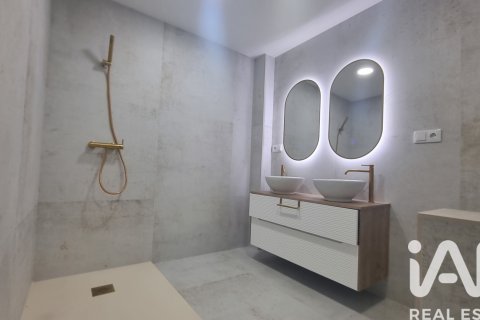 Lägenhet till salu i Torrevieja, Alicante, Spanien 3 sovrum, 171 kvm. Nr. 152785 - foto 23