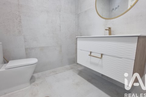 Lägenhet till salu i Torrevieja, Alicante, Spanien 3 sovrum, 171 kvm. Nr. 152785 - foto 17